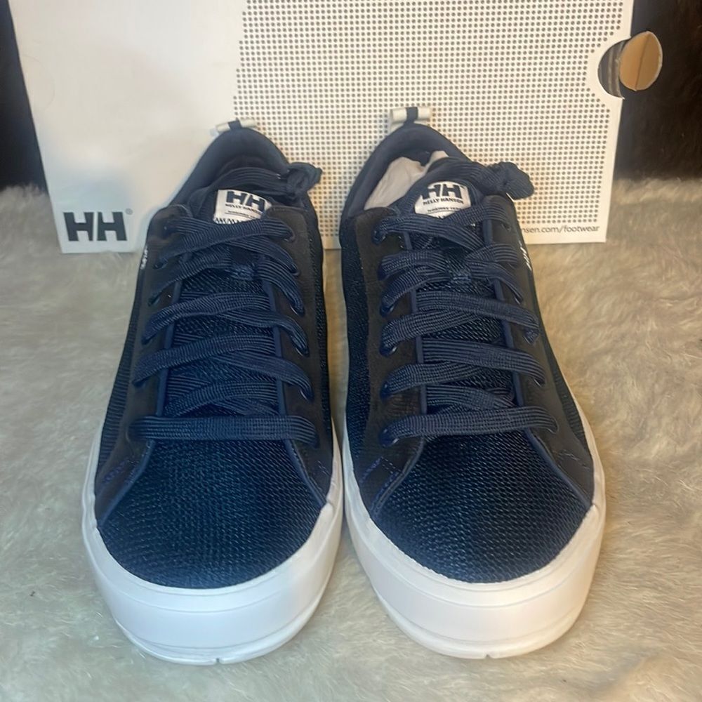 Helly Hansen shoes 11 (4300) NIB